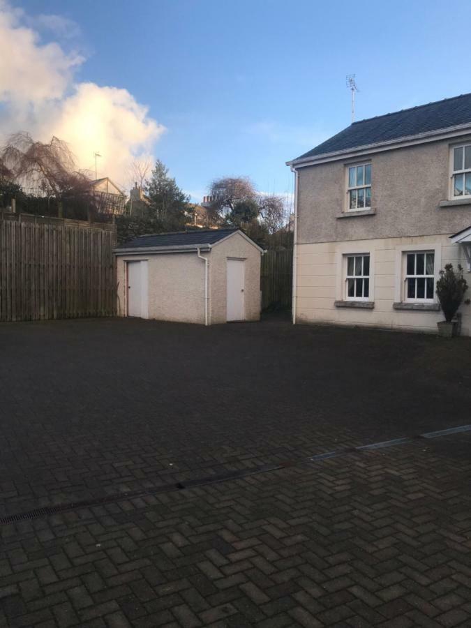 Villa 4 Laurel Court Ulverston Exterior foto